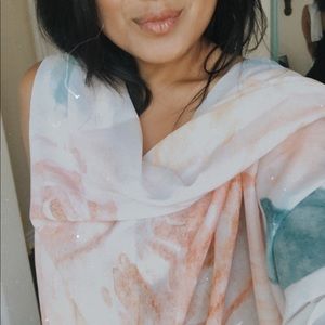 Full printed floral front.